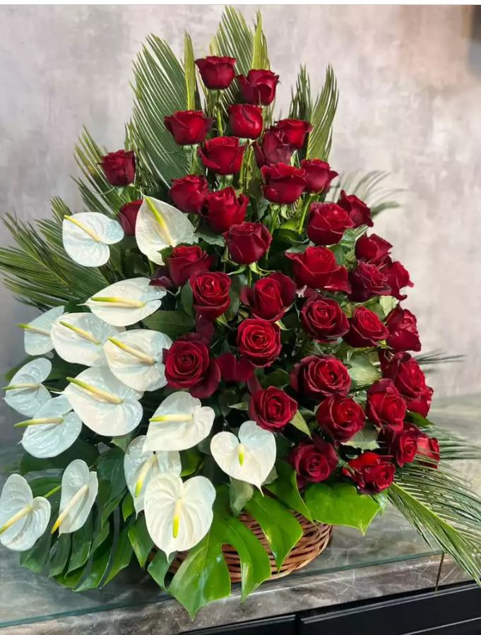 خدمات ویژه گل‌آرایی و ارسال گل در بابلسر